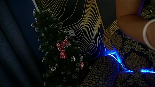 Snapshot of ValeryRoyale chatting on January 4, 12:05 pm ValeryRoyale online show from January 4, 12:05 pm