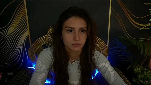 Snapshot of ValeryRoyale chatting on January 8, 2:25 pm ValeryRoyale online show from January 8, 2:25 pm