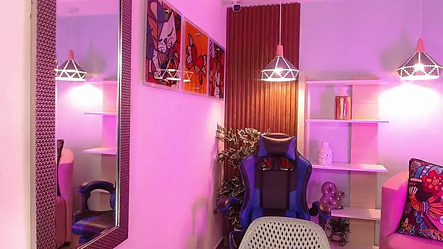 Dalila Sky online show from September 23, 6:11 pm