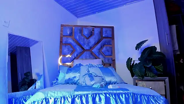 BRITHANY SPARK online show from January 28, 7:21 pm