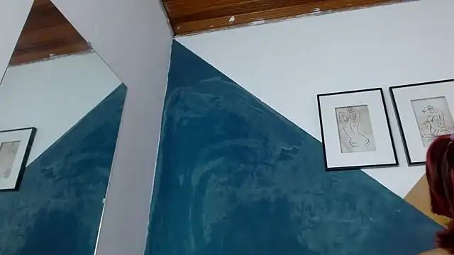 Snapshot of Ambar_Roux_ chatting on January 24, 4:39 pm Ambar Roux online show from January 24, 4:39 pm