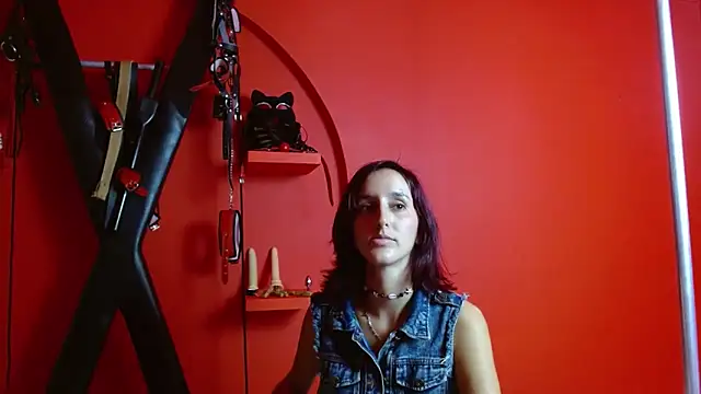 Snapshot of Ambar_Roux_ chatting on March 19, 9:28 am Ambar Roux online show from March 19, 9:28 am