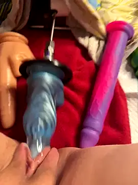 Snapshot of luisa1 chatting on October 3, 6:49 pm luisa1 online show from October 3, 6:49 pm