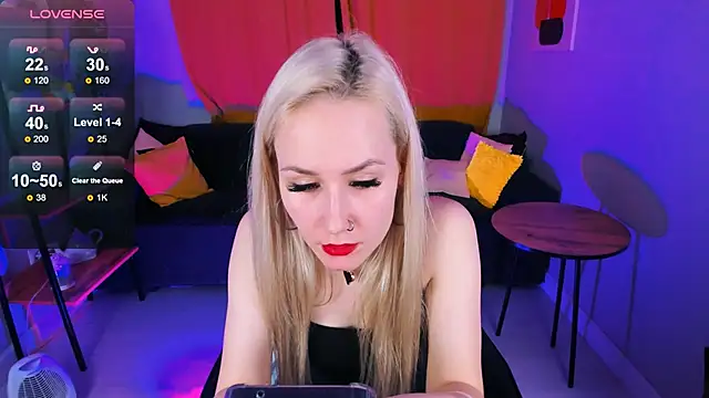 Bunny  of love online show from December 7, 7:54 pm