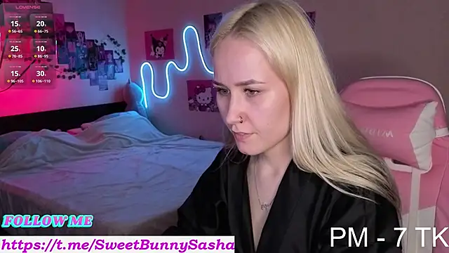 Bunny  of love online show from October 21, 5:13 pm