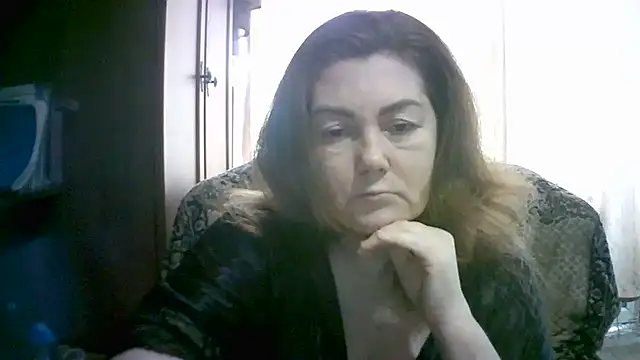 Madame-Butterfly online show from October 19, 6:25 am