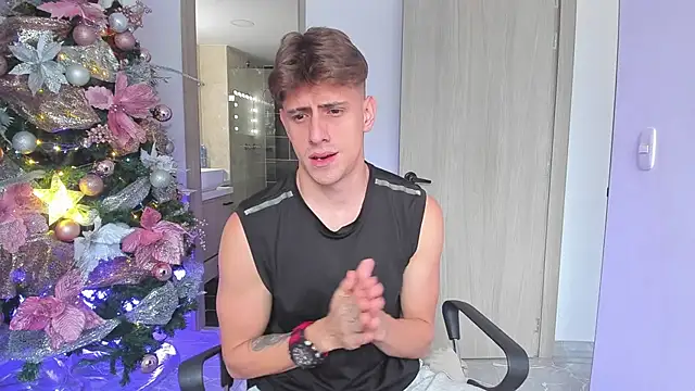 Jasperjoness online show from December 13, 9:52 pm