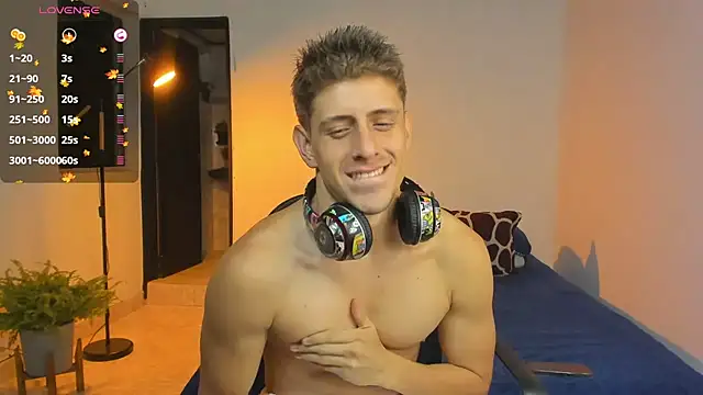 Jasperjoness online show from October 22, 6:02 am