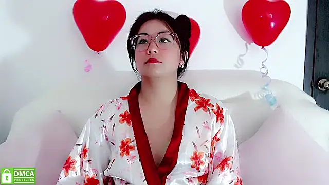 Snapshot of mariana_katto chatting on February 14, 7:02 pm mariana katto online show from February 14, 7:02 pm