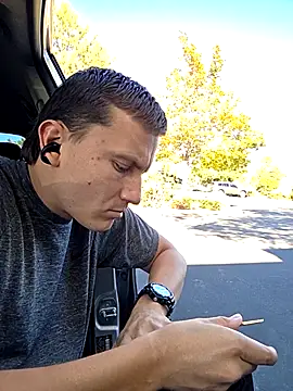 monitobuenchorro online show from September 23, 4:43 pm