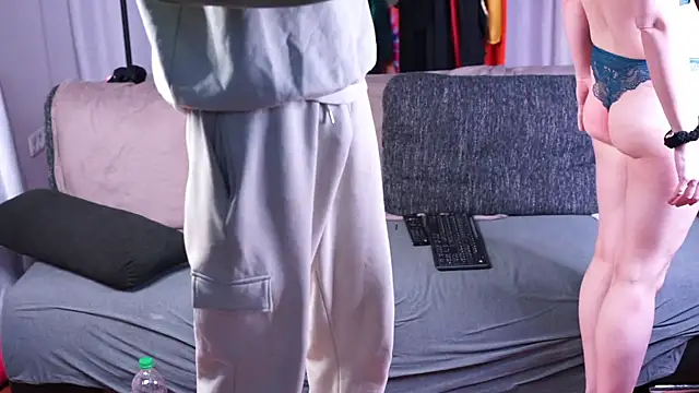 MacTroy online show from March 12, 7:17 pm