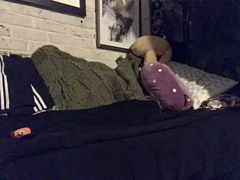 Snapshot of Gman143187 chatting on December 11, 5:10 am Gman143187 online show from December 11, 5:10 am