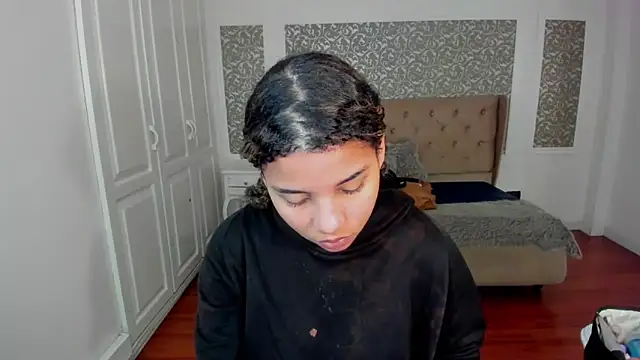 Mayaa ross online show from October 1, 2:17 am