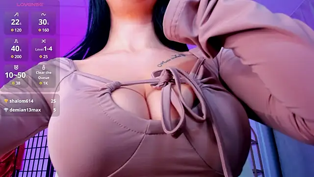 Snapshot of SinCityLiz chatting on March 12, 2:41 am SinCityLiz online show from March 12, 2:41 am