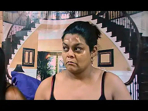 indianCherryPie online show from October 17, 5:43 am