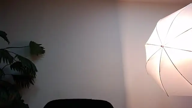 brendamaz online show from March 12, 12:36 pm