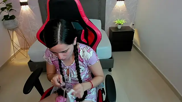 angelica dymond online show from March 12, 12:15 pm