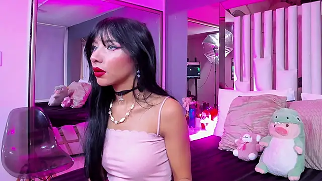 Kitty Eliffe online show from March 5, 7:27 pm