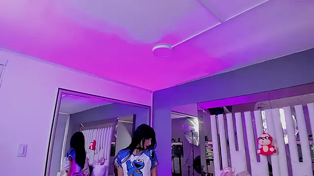 Kitty Eliffe online show from March 21, 7:24 pm