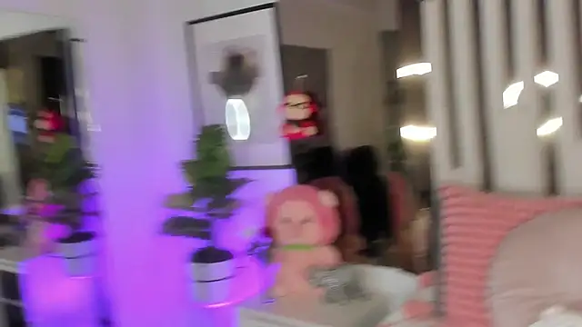 Kitty Eliffe online show from October 2, 9:33 pm