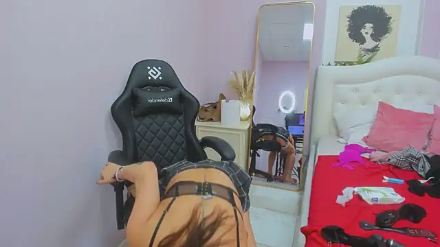 EricaAndPenelopa online show from October 19, 3:07 am