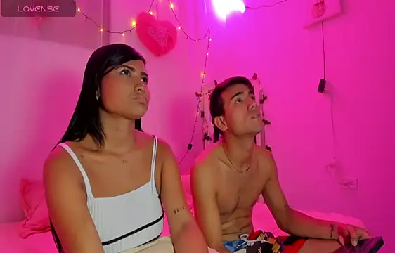 catalina and roger online show from February 18, 1:54 am