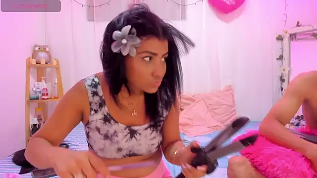 catalina and roger online show from March 12, 7:02 am