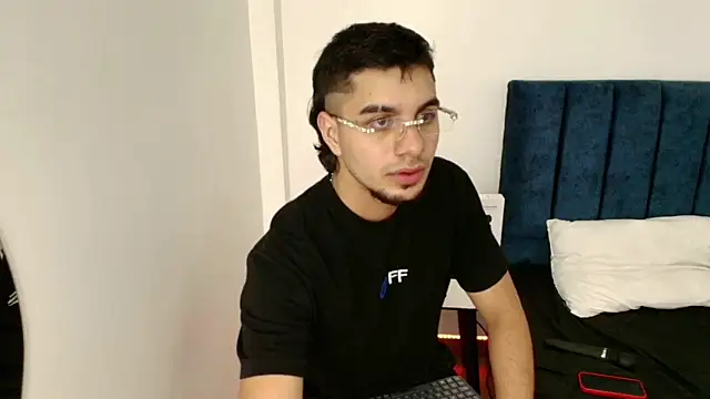 Amadeo Wild online show from March 15, 7:16 pm