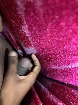 Snapshot of ShroveRising chatting on January 7, 3:44 pm ShroveRising online show from January 7, 3:44 pm