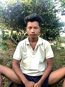 Snapshot of ShroveRising chatting on October 13, 10:26 am ShroveRising online show from October 13, 10:26 am