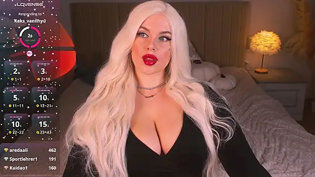 Snapshot of GoddessGlow chatting on January 23, 10:54 pm GoddessGlow online show from January 23, 10:54 pm