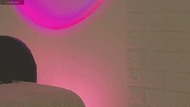 Snapshot of Ariel__Blossom chatting on March 12, 7:02 am Ariel Blossom online show from March 12, 7:02 am