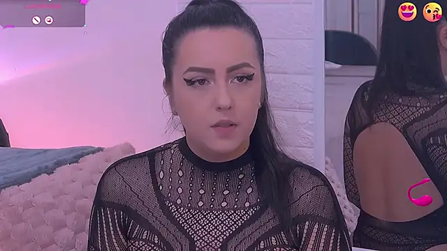 Snapshot of Ariel__Blossom chatting on September 10, 6:13 am Ariel Blossom online show from September 10, 6:13 am