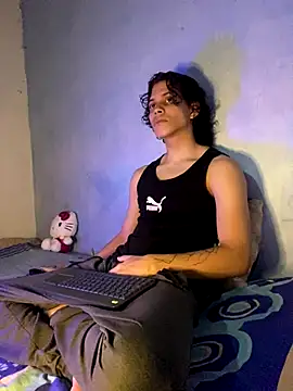 Snapshot of lax777_ chatting on October 10, 12:20 am lax777 online show from October 10, 12:20 am