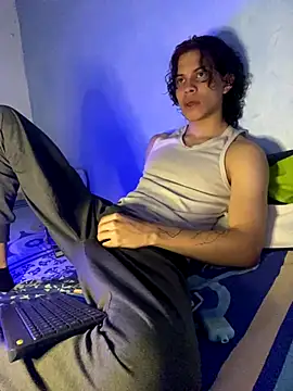 Snapshot of lax777_ chatting on October 11, 1:38 am lax777 online show from October 11, 1:38 am