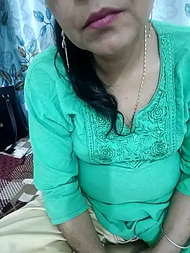 Snapshot of Saroj-Shah chatting on March 20, 3:14 pm Saroj-Shah online show from March 20, 3:14 pm