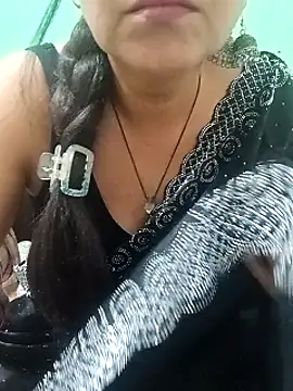 Snapshot of Saroj-Shah chatting on September 24, 6:06 am Saroj-Shah online show from September 24, 6:06 am