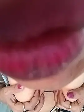 Snapshot of Saroj-Shah chatting on October 4, 5:16 am Saroj-Shah online show from October 4, 5:16 am