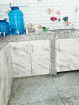 Snapshot of Saroj-Shah chatting on November 21, 5:50 am Saroj-Shah online show from November 21, 5:50 am