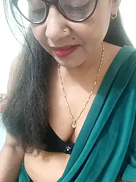 Snapshot of Saroj-Shah chatting on November 30, 5:55 am Saroj-Shah online show from November 30, 5:55 am