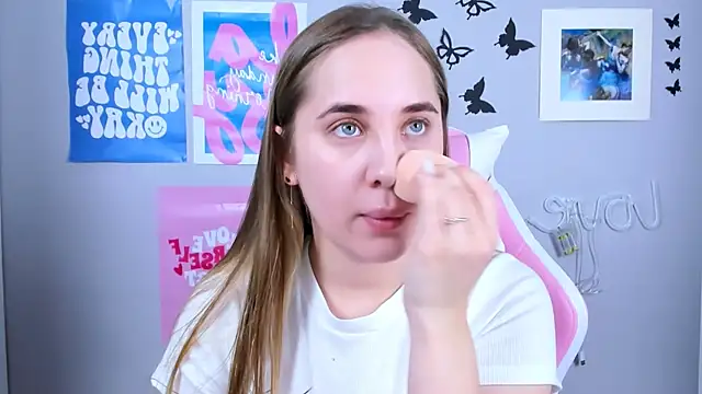 MiaMilas online show from December 26, 5:04 am