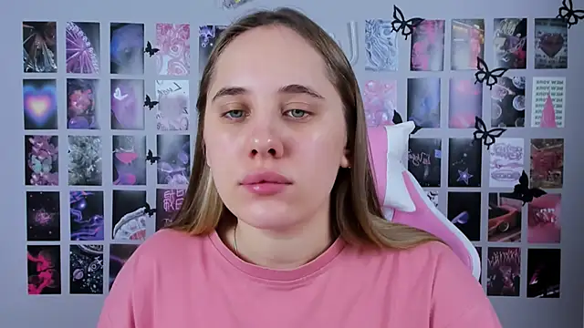 MiaMilas online show from February 14, 7:17 am