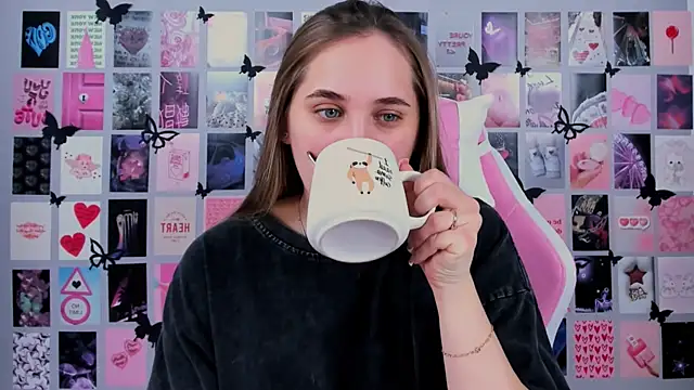 MiaMilas online show from March 11, 6:10 am