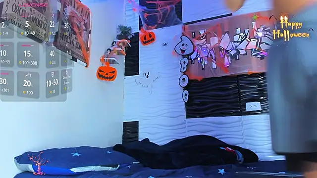 Friendsofeverything  online show from October 18, 1:45 pm