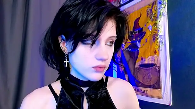 dark vamp  online show from December 29, 8:58 pm