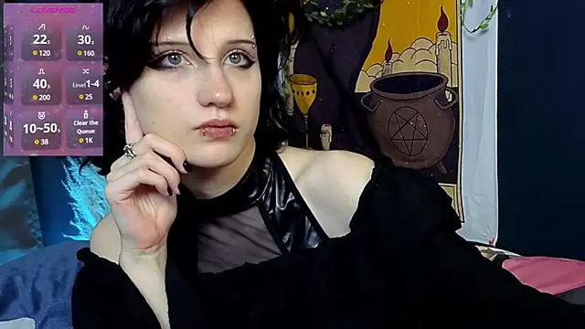 dark vamp  online show from January 17, 3:43 pm