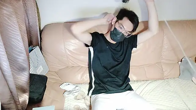 Yang 1069 online show from October 25, 9:50 am