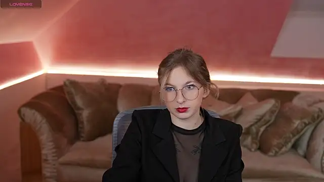 Inessa Song online show from February 8, 3:53 pm