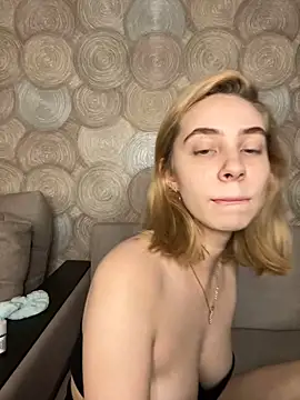 Snapshot of Kitty_Katrine chatting on October 25, 1:29 pm Kitty Katrine online show from October 25, 1:29 pm