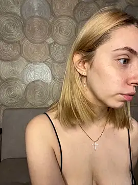 Snapshot of Kitty_Katrine chatting on October 29, 6:15 am Kitty Katrine online show from October 29, 6:15 am